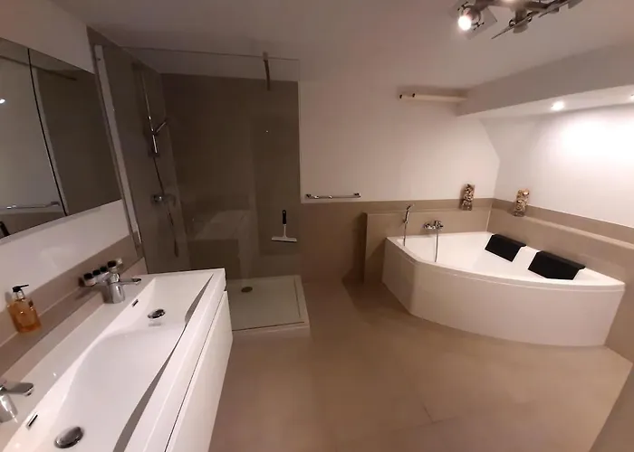 Apartman Beautiful Close To Sea Life 51a